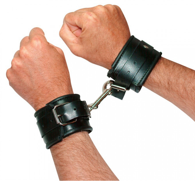 Наручники кожаные Zado FETISH Leather Cuffs с мягкой подкладкой внутри, черные