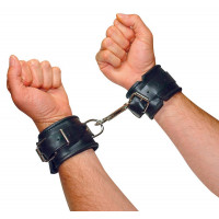 Наручники кожаные Zado FETISH Leather Cuffs с мягкой подкладкой внутри, черные