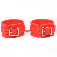 Силіконові манжети DS Fetish Silicone hand cuff red