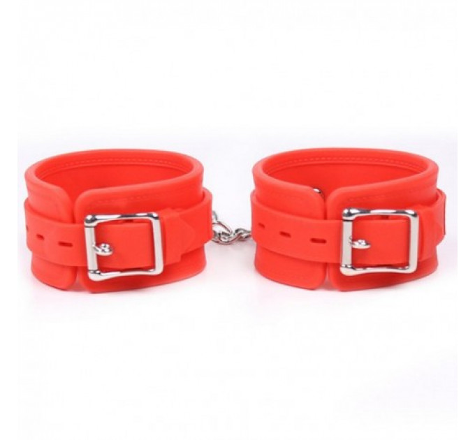 Силиконовые манжеты DS Fetish Silicone hand cuff red