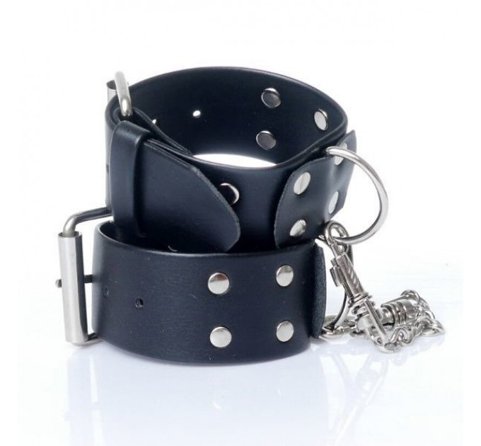 КОЖАНЫЕ НАРУЧНИКИ Fetish Boss Series Handcuffs with studs 4 cm