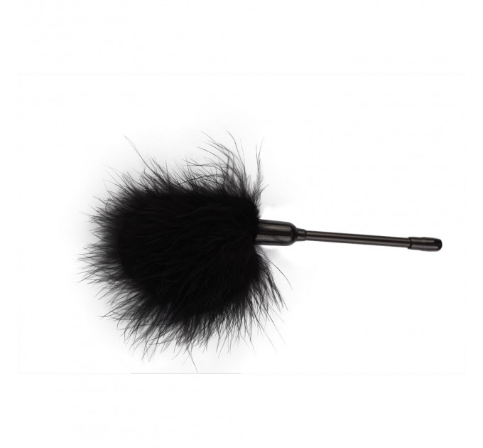 Пушок на длинной ручке CHISA Senuelo Pleasure Feather Tickler, черный