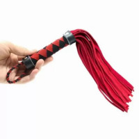 Флоггер DS Fetish Leather flogger M червоно-чорний ромб 38см