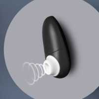 Вакуумный мини-стимулятор клитора Womanizer Mini 2, черный