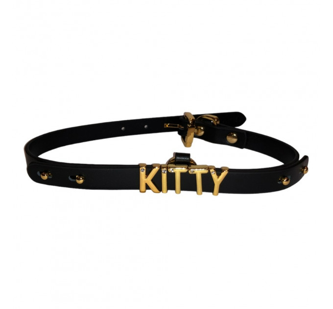 Чокер с надписью KITTY от UPKO из итальянской кожи, черный с золотой фурнитурой