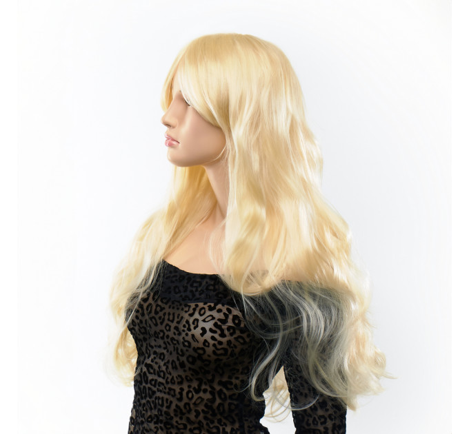 Парик длинный вьющийся с челкой Fetish Hair светлый блонд, 60 см