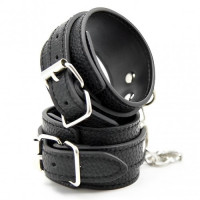Наручники из экокожи DS Fetish Wrist Restraints черные с серебристой фурнитурой