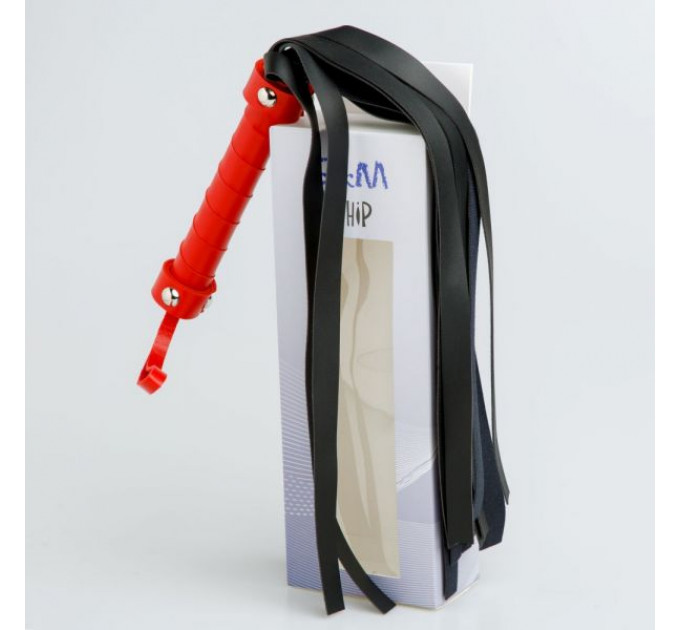 F61426 Плетка из экокожи с красной рукояткой FLOGGER BLACK/RED