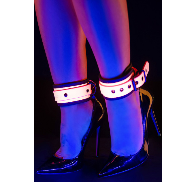 Поножи светящиеся в темноте Taboom Ankle Cuffs, розовые