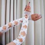 Перчатки белые с бабочками Leg Avenue