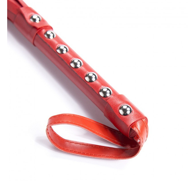 Красный флоггер с шипами DS Fetish Studded flogger red