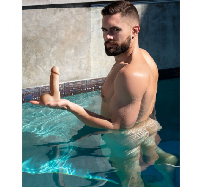 Фаллоимитатор с мошонкой реалистичный Fleshjack Boys Griffin Barrows Silicone Dildo (RP), телесный