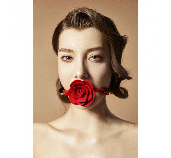 Кляп роза из силикона и итальянской кожи Rose Ball Gag UPKO