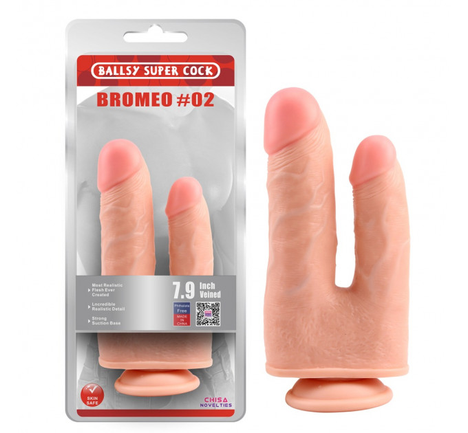 Фаллоимитатор двойной с мошонкой Chisa Ballsy Super Cock Bromeo # 02 на присоске, телесный