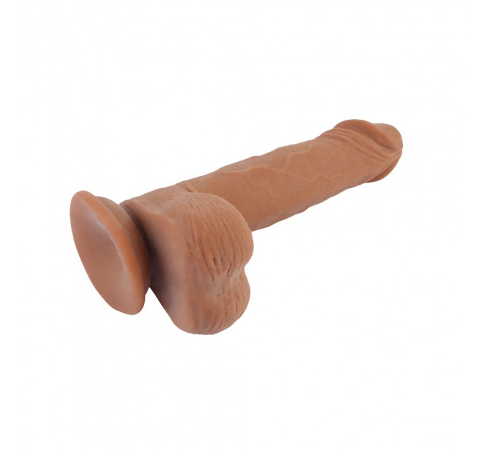 Фаллоимитатор реалистичный с мошонкой на присоске Chisa T-skin ReaL Wild Penetrator, бежевый