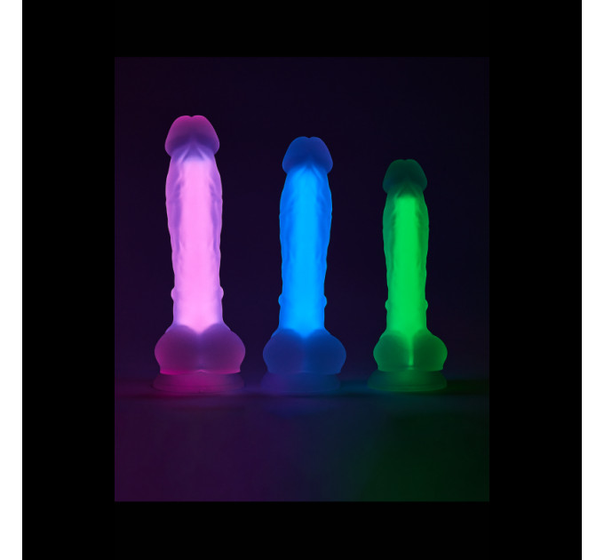 Светящийся фаллоимитатор Dream Toys RADIANT SOFT SILICONE GLOW IN THE DARK DILDO SMALL GREEN