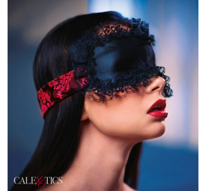Маска на глаза с кружевом и лентами в узор Scandal California Exotic черно-красная